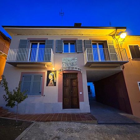 L'Incanto Casa Vacanze Montegrosso dʼAsti Eksteriør bilde