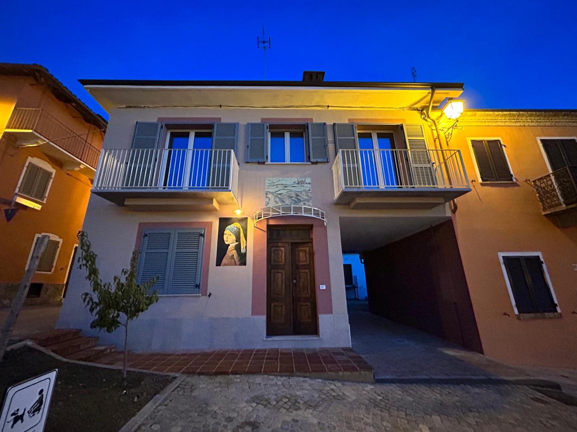 L'Incanto Casa Vacanze Montegrosso dʼAsti Eksteriør bilde